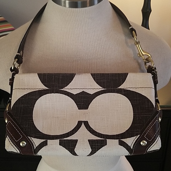 Coach Handbags - NWOT COACH BAG